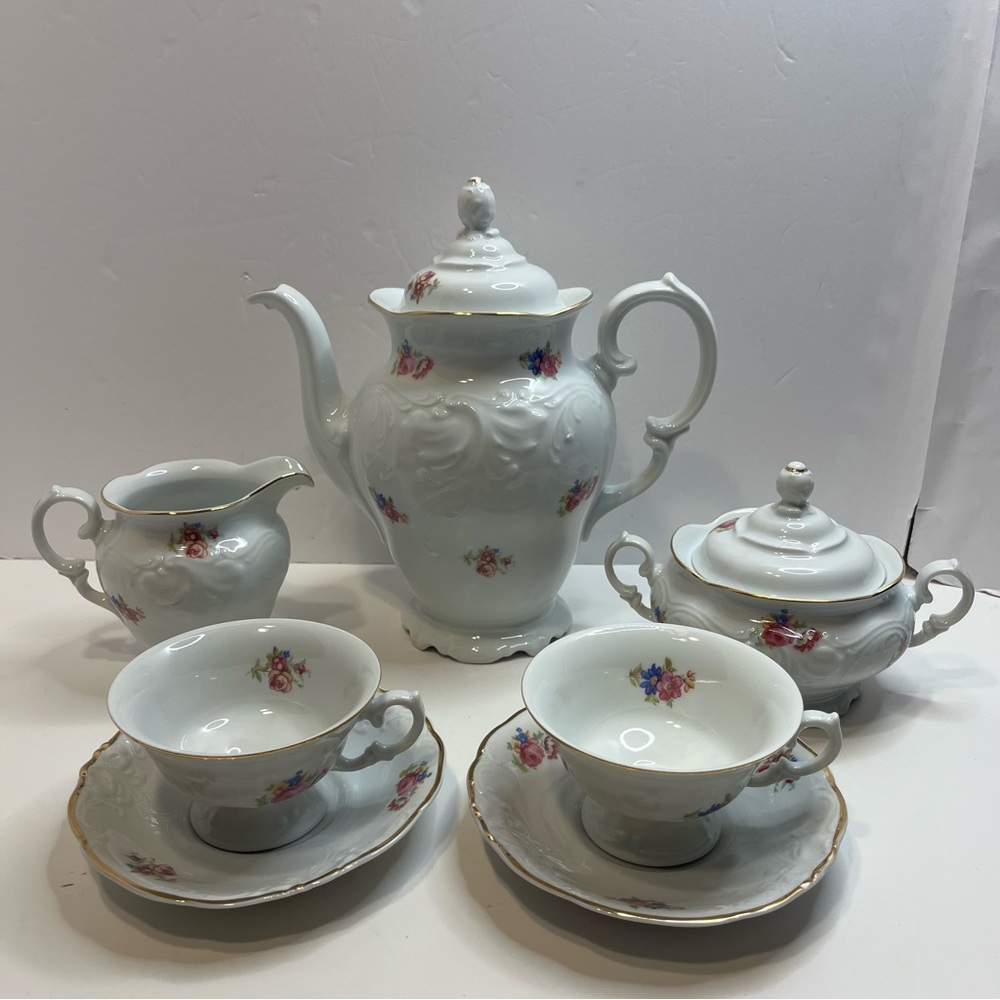 WAWEL made in Poland Footed floral tea set pot tea cup saucers cream and sugar